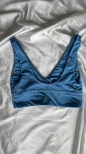 Load image into Gallery viewer, Aero Blue V-Neck Bra (Align6)
